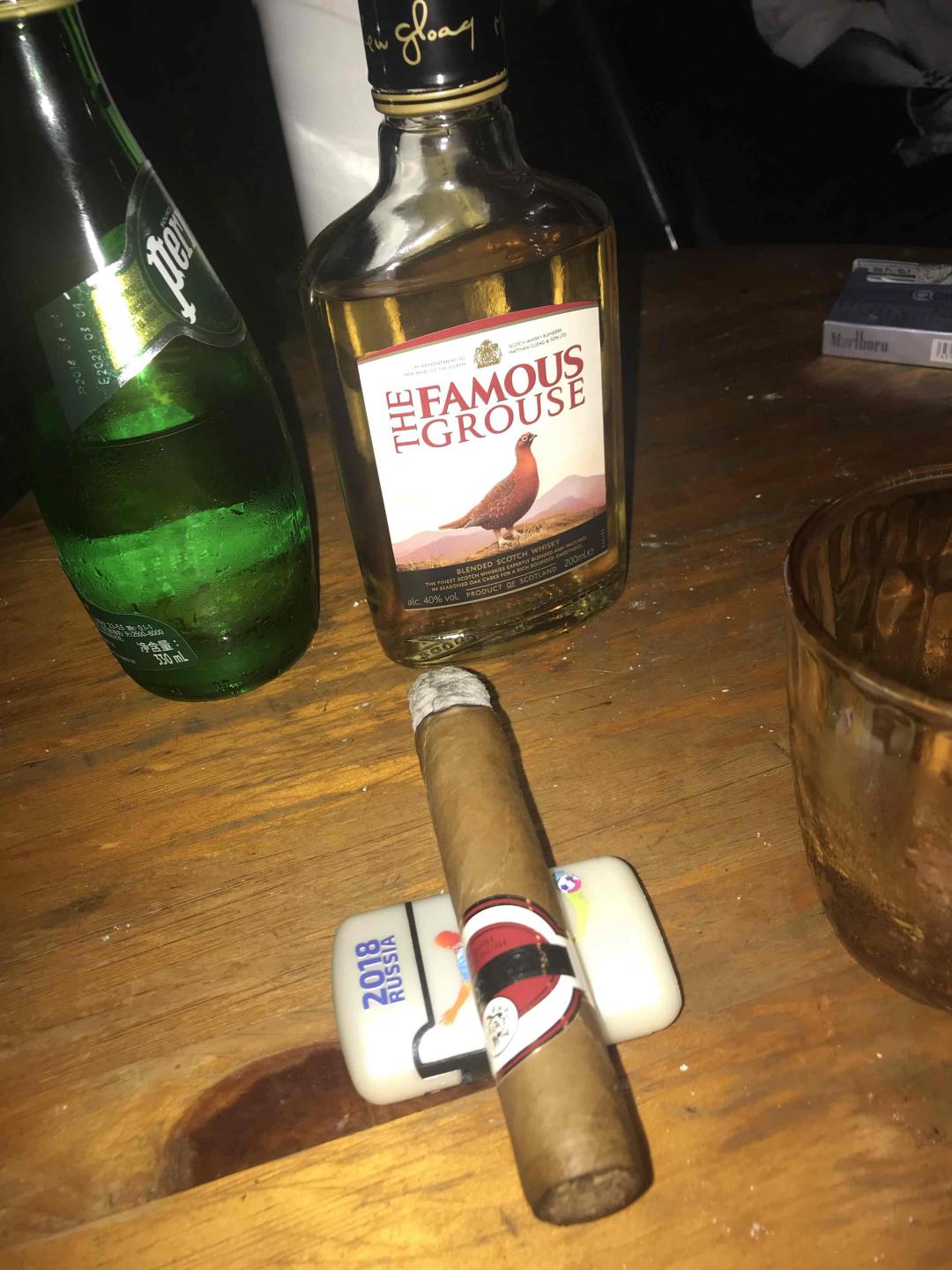 今晚第二场了，小威雀口味不错嘛！<img src='https://sdata.whiskyworm.com/xcxpics/emoji_13.png' class='emoji' />