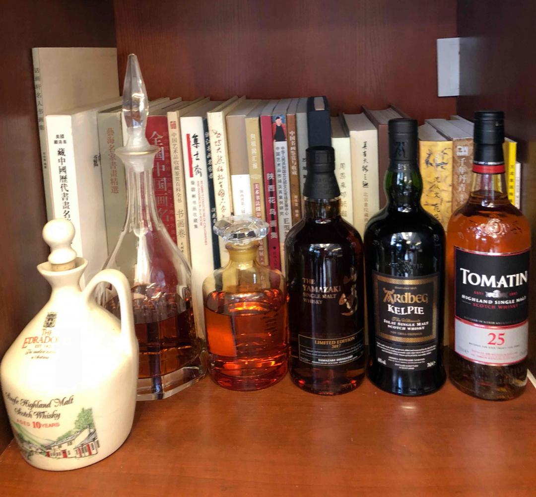 办公室日常用酒全体更换<img src='https://sdata.whiskyworm.com/xcxpics/emoji_83.png' class='emoji' /><img src='https://sdata.whiskyworm.com/xcxpics/emoji_83.png' class='emoji' />