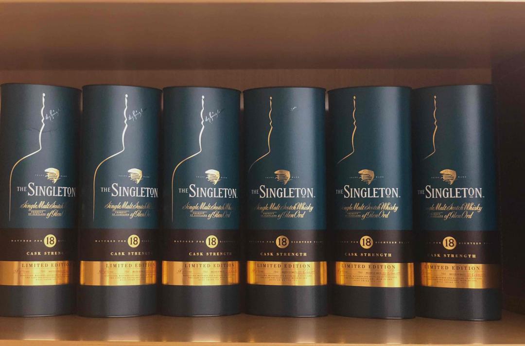 就这样的待着别动<img src='https://sdata.whiskyworm.com/xcxpics/emoji_21.png' class='emoji' />