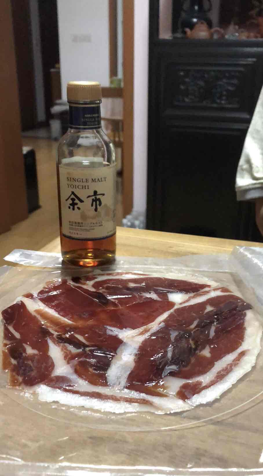 過節了<img src='https://sdata.whiskyworm.com/xcxpics/emoji_3.png' class='emoji' />