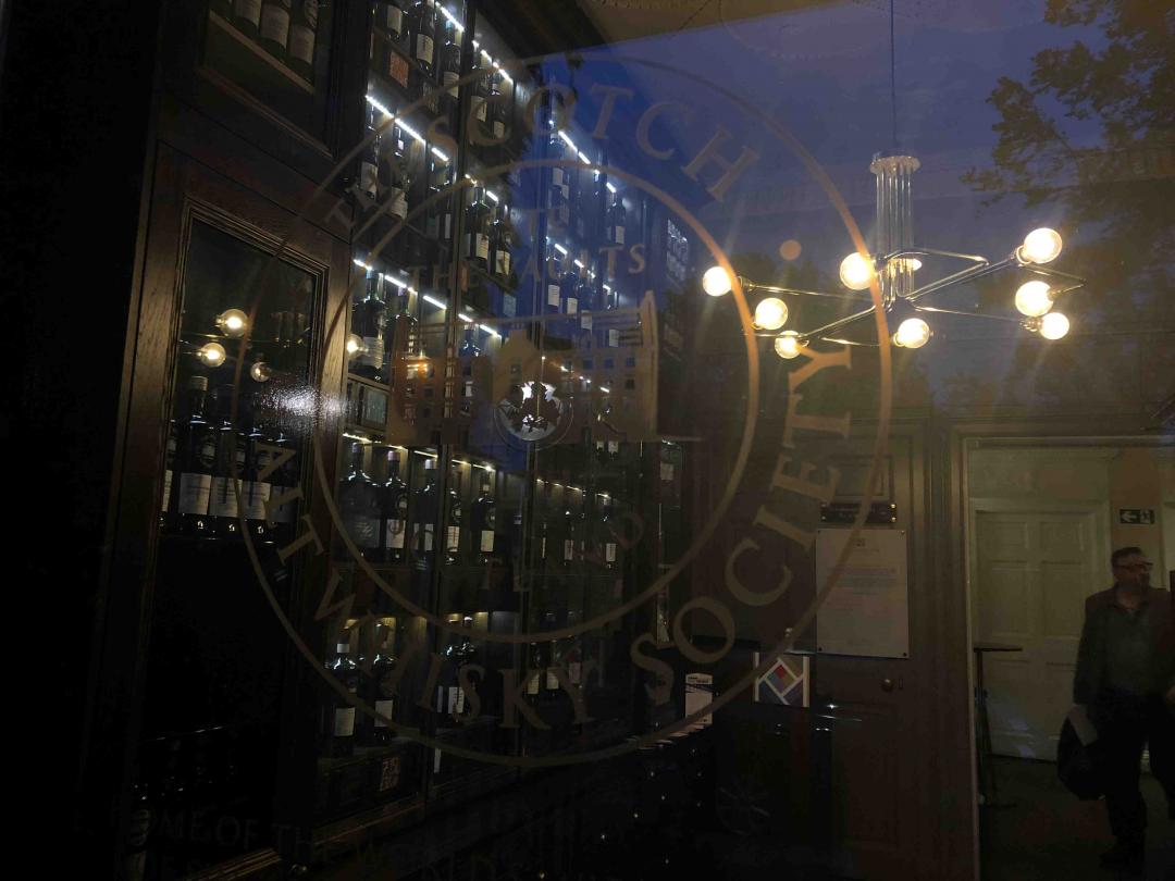协会合作餐厅喝一杯