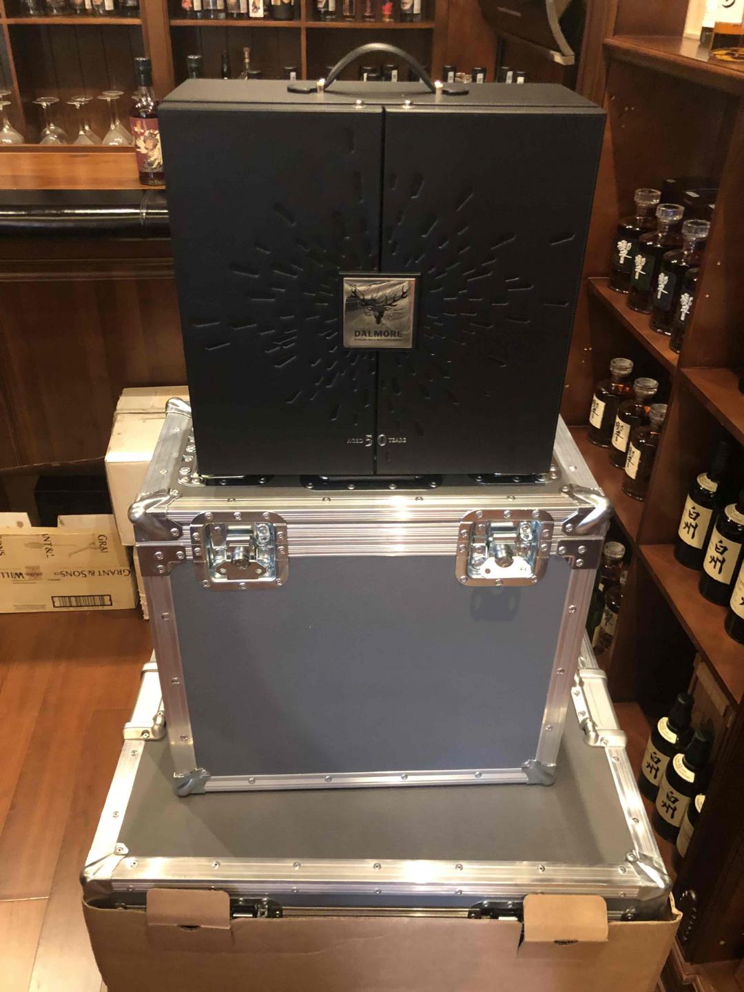 这个箱子是要让我再放一百年吗？