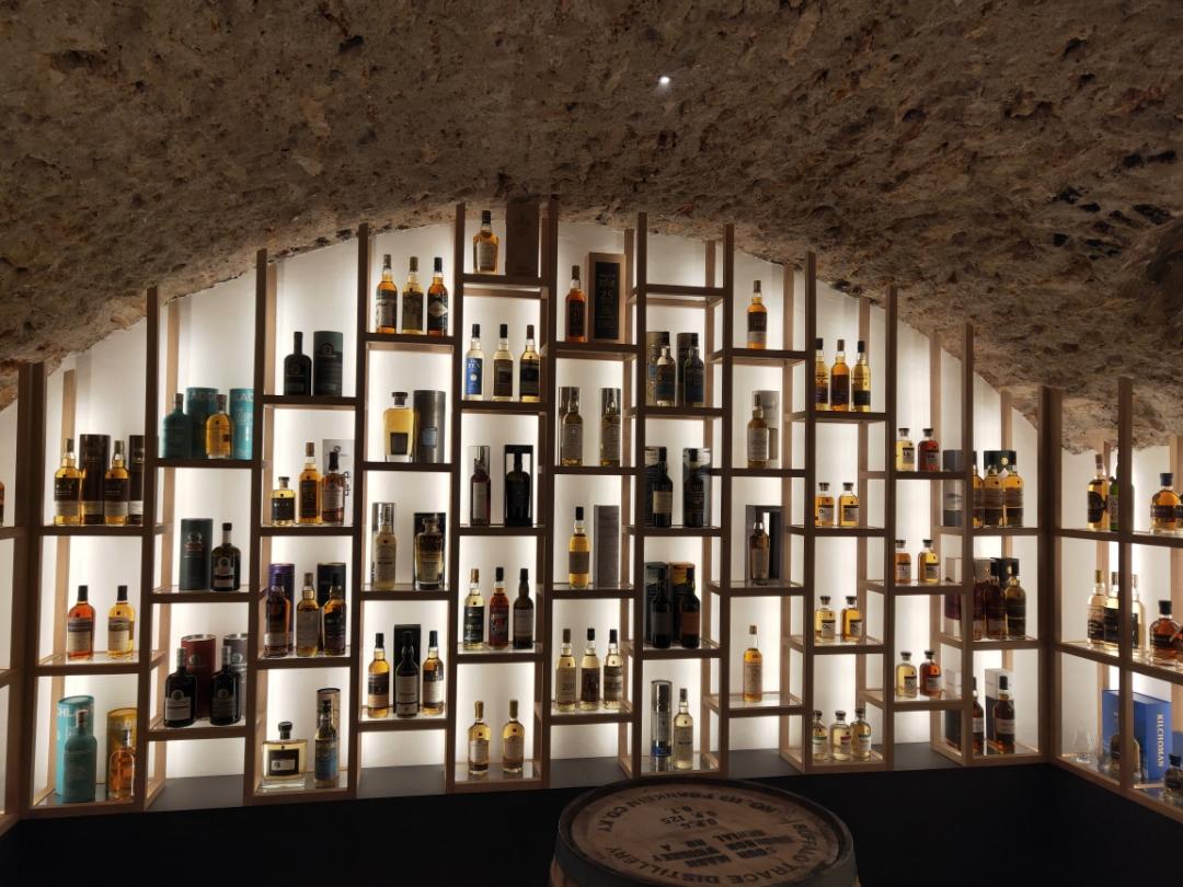 巴黎两家Whisky店