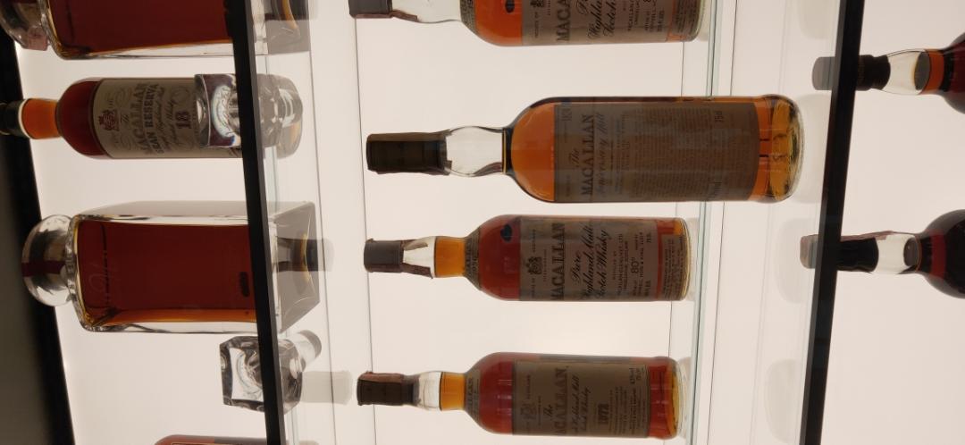 巴黎两家Whisky店