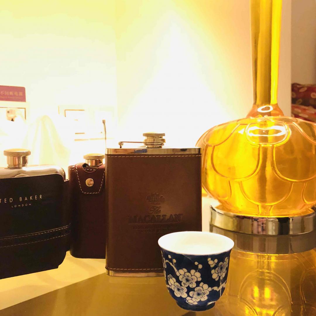 虽远行万里，仍有威士忌🥃