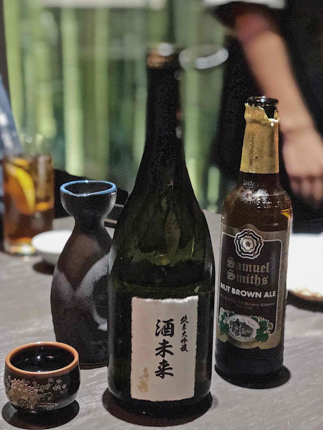 居酒屋小酌，有酒就有未来！