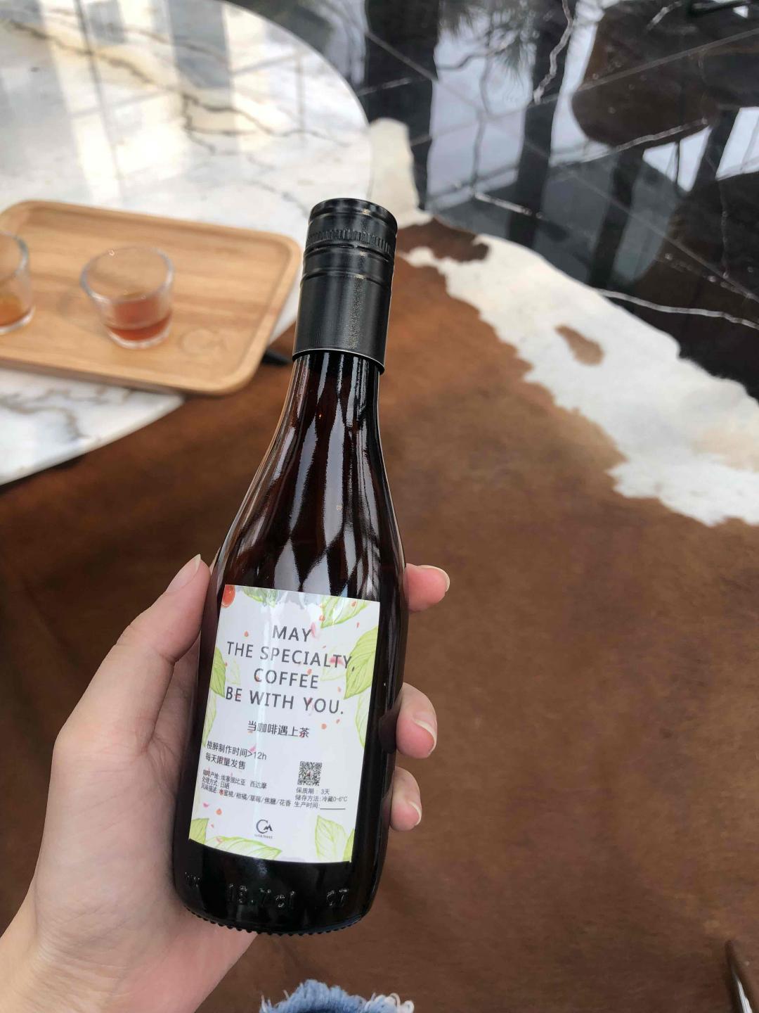 喝咖啡一定要配酒