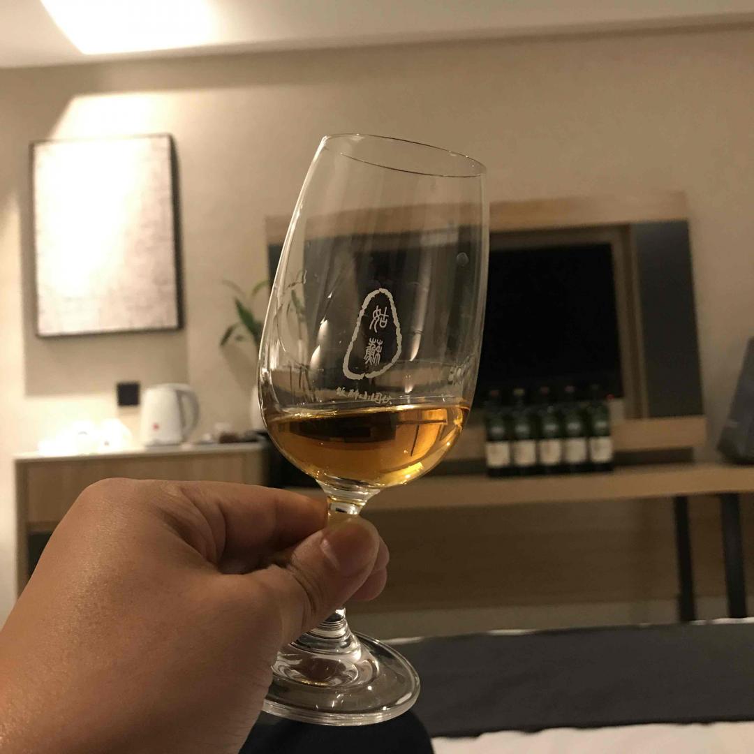 出差在外，以酒为伴