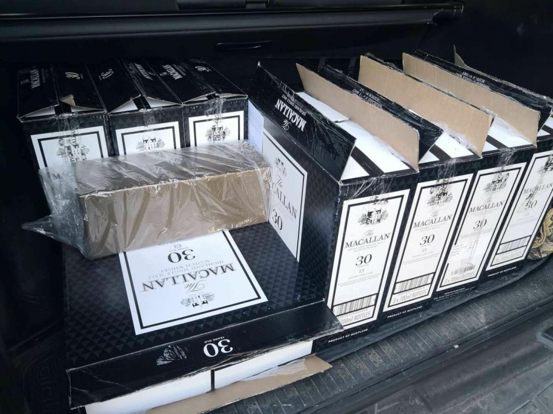 天气转凉了，炖些梨汤