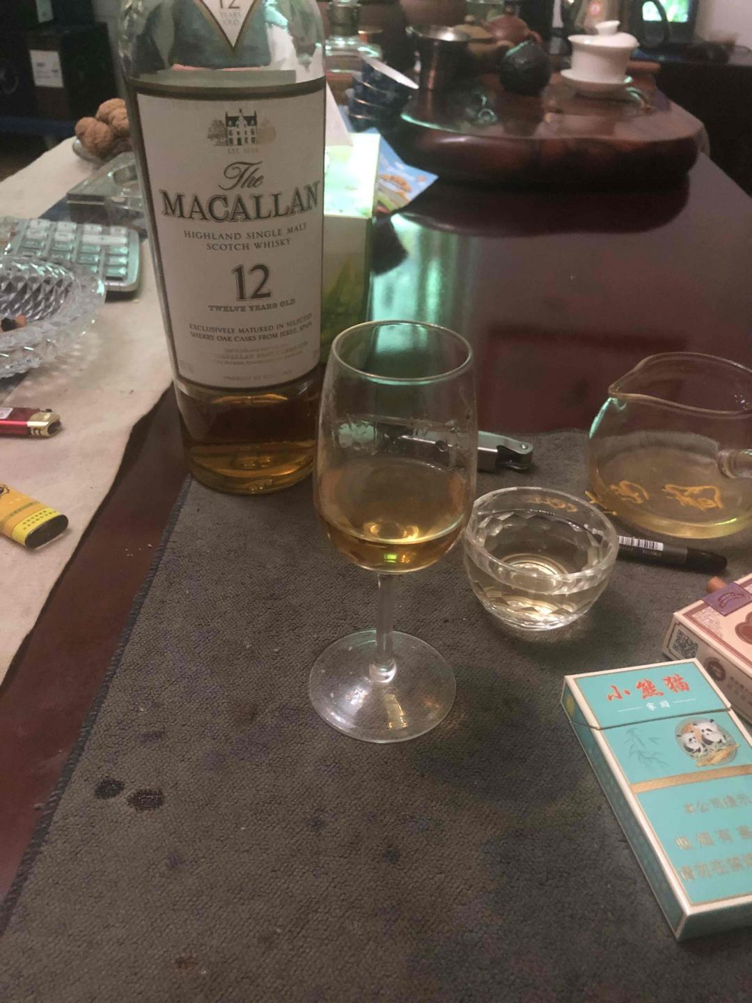 麦12 闻香90分 喝起来70分<img src='https://sdata.whiskyworm.com/xcxpics/emoji_30.png' class='emoji' /><img src='https://sdata.whiskyworm.com/xcxpics/emoji_30.png' class='emoji' />