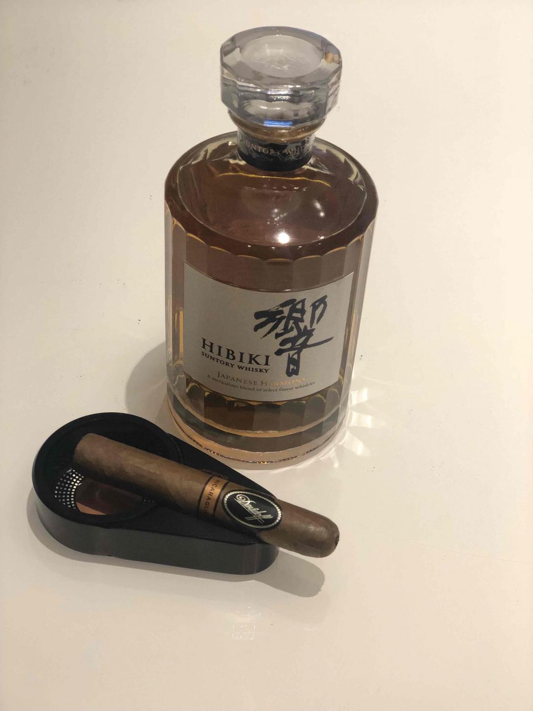 终于休息了，今晚这个搭配放松下，换下口味，第一次尝试大卫·尼加拉瓜，期待表现！