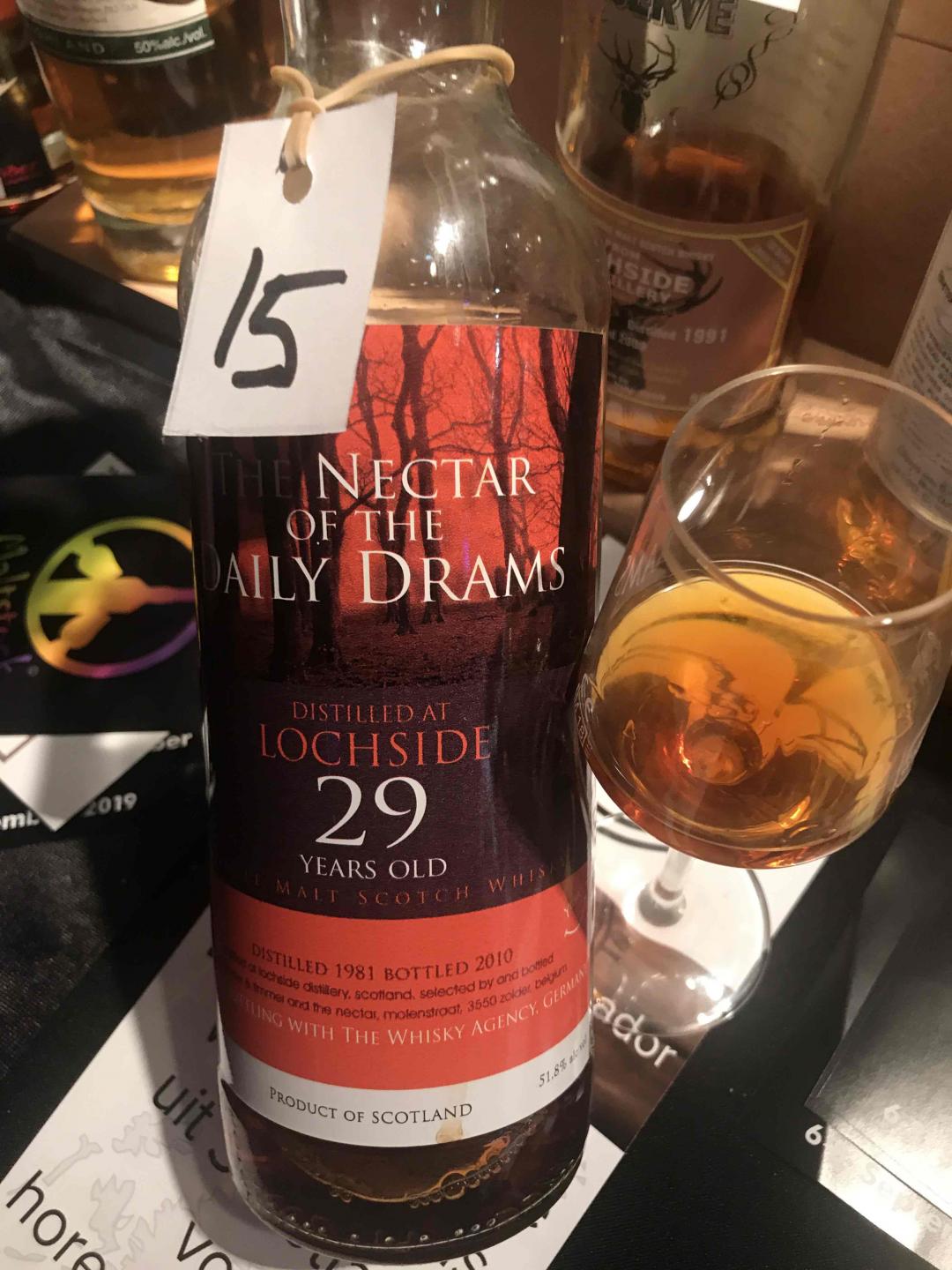 说好的这次来主要是试新酒的，但是见到这些，还能抵抗吗？I can resist anything except temptation.