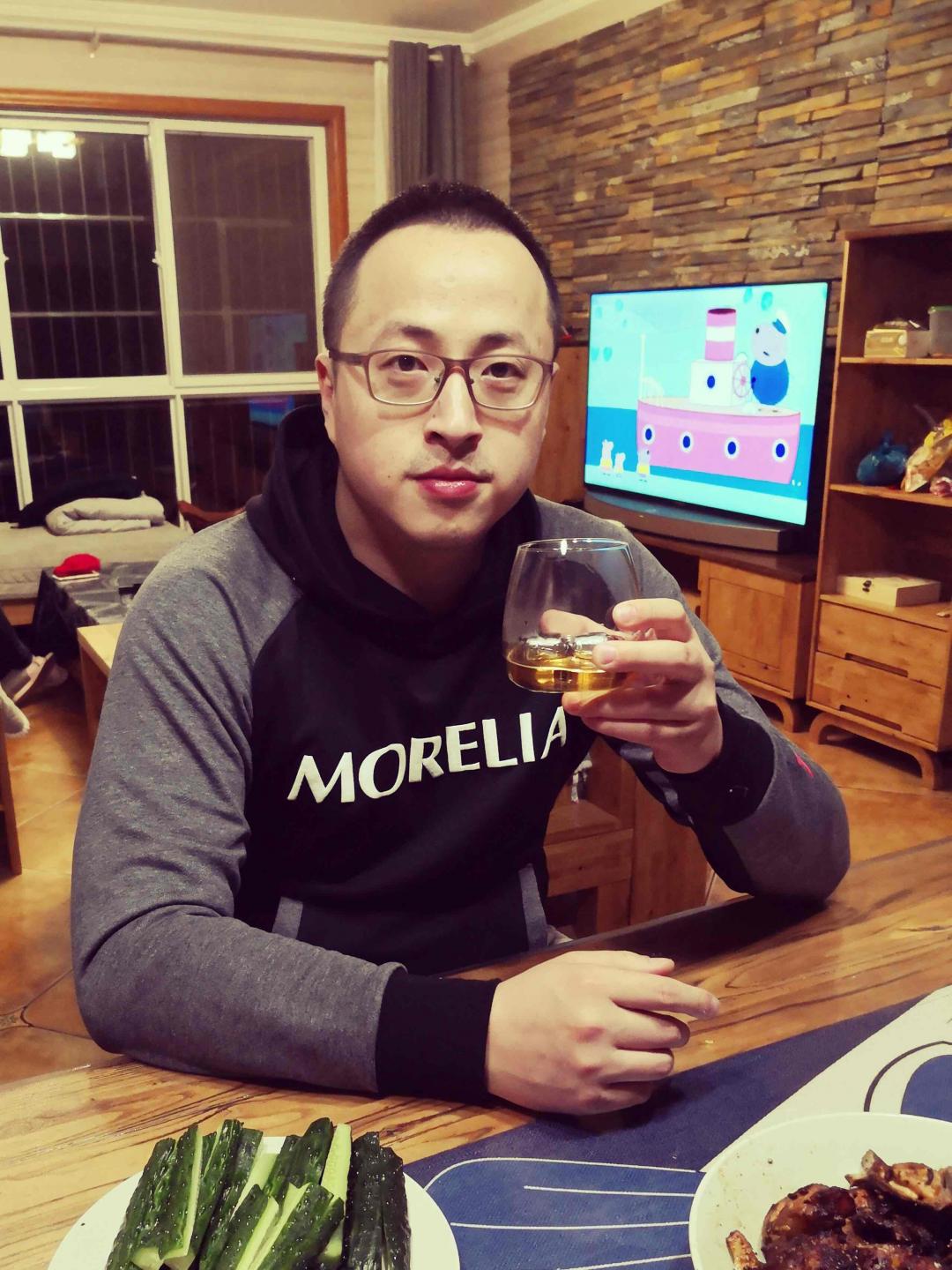 能不能发个自拍