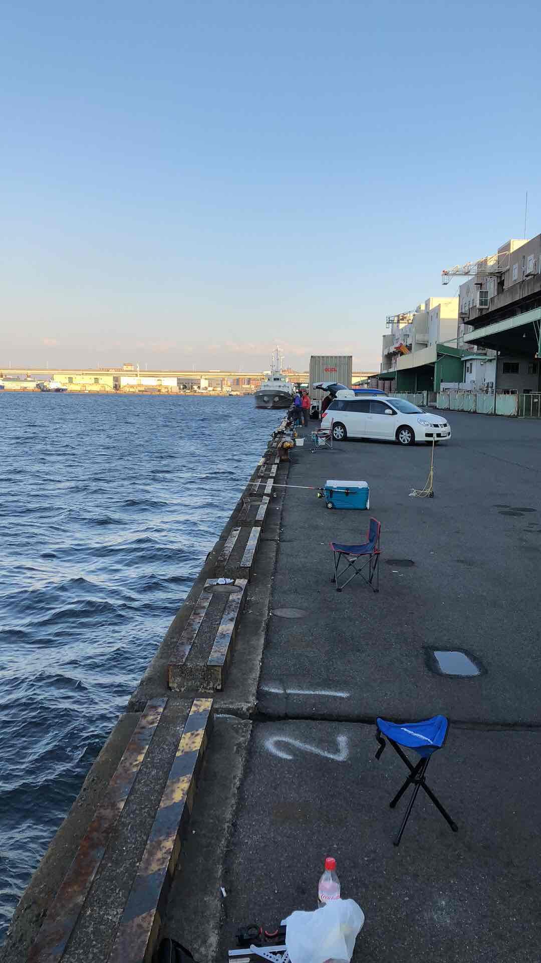 昨天上午酒廠喝酒下午海邊釣魚可惜釣魚沒帶酒 到晚上好冷<img src='https://sdata.whiskyworm.com/xcxpics/emoji_21.png' class='emoji' />休閒生活結束 今天開始好好工作<img src='https://sdata.whiskyworm.com/xcxpics/emoji_31.png' class='emoji' /><img src='https://sdata.whiskyworm.com/xcxpics/emoji_31.png' class='emoji' /><img src='https://sdata.whiskyworm.com/xcxpics/emoji_31.png' class='emoji' />