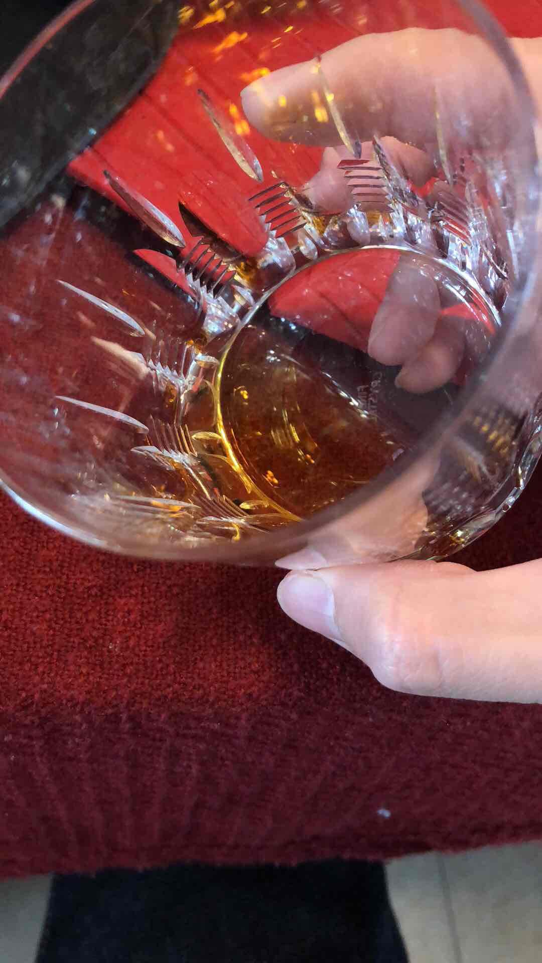 哈德森黑麦 感觉就是高度数ale精酿啤酒，且甜美油润，好喝