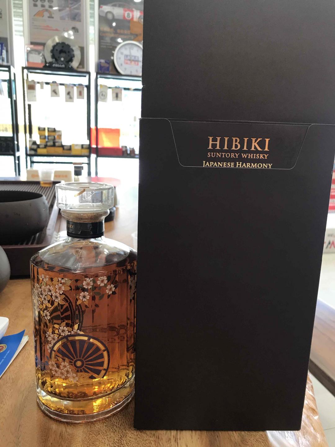 求大神鉴定。这种酒现在有没有假货。刚马云了一支回来，价格还好