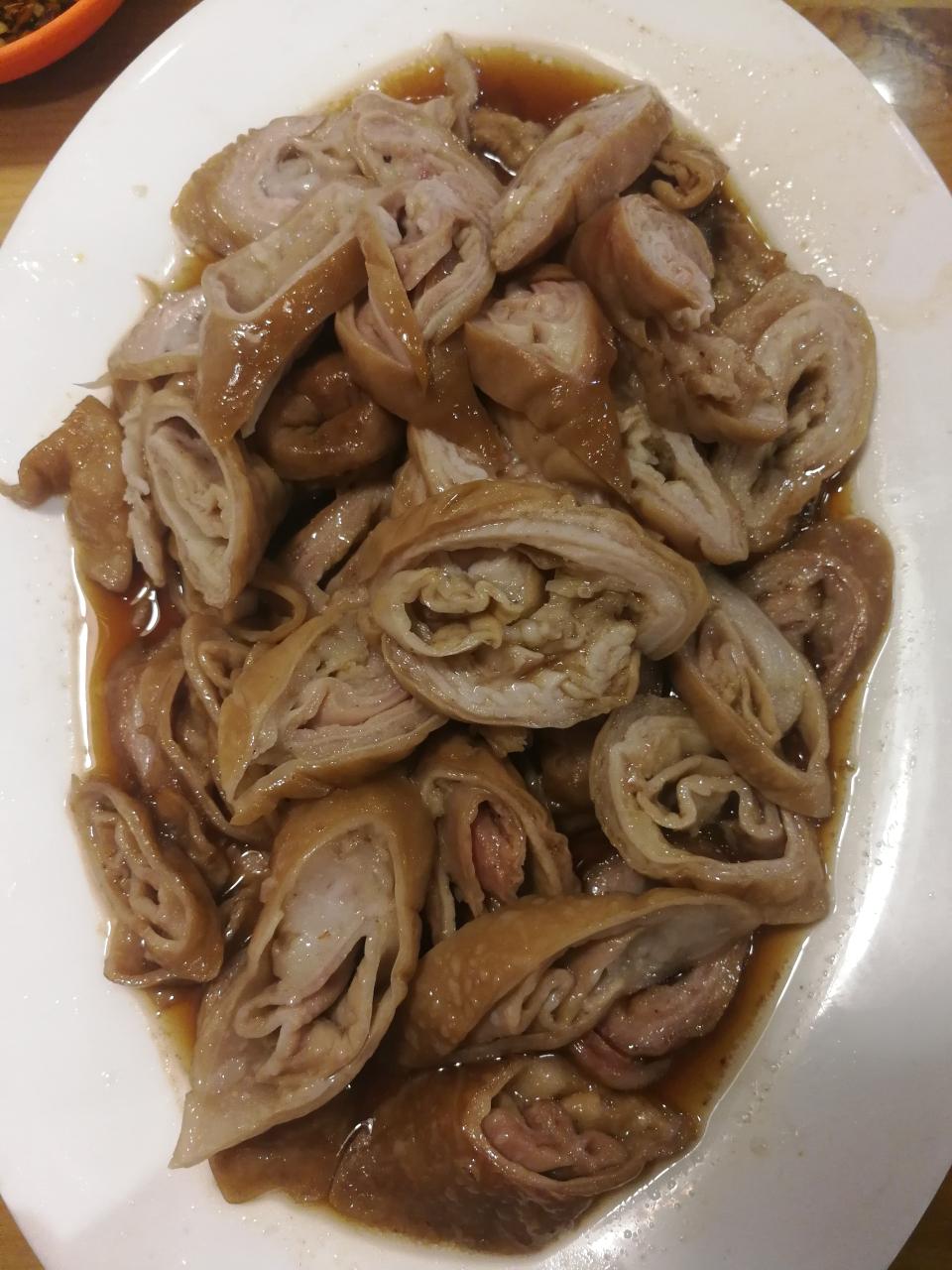 狗年瓶子蓝方下卤肠头白切鸡