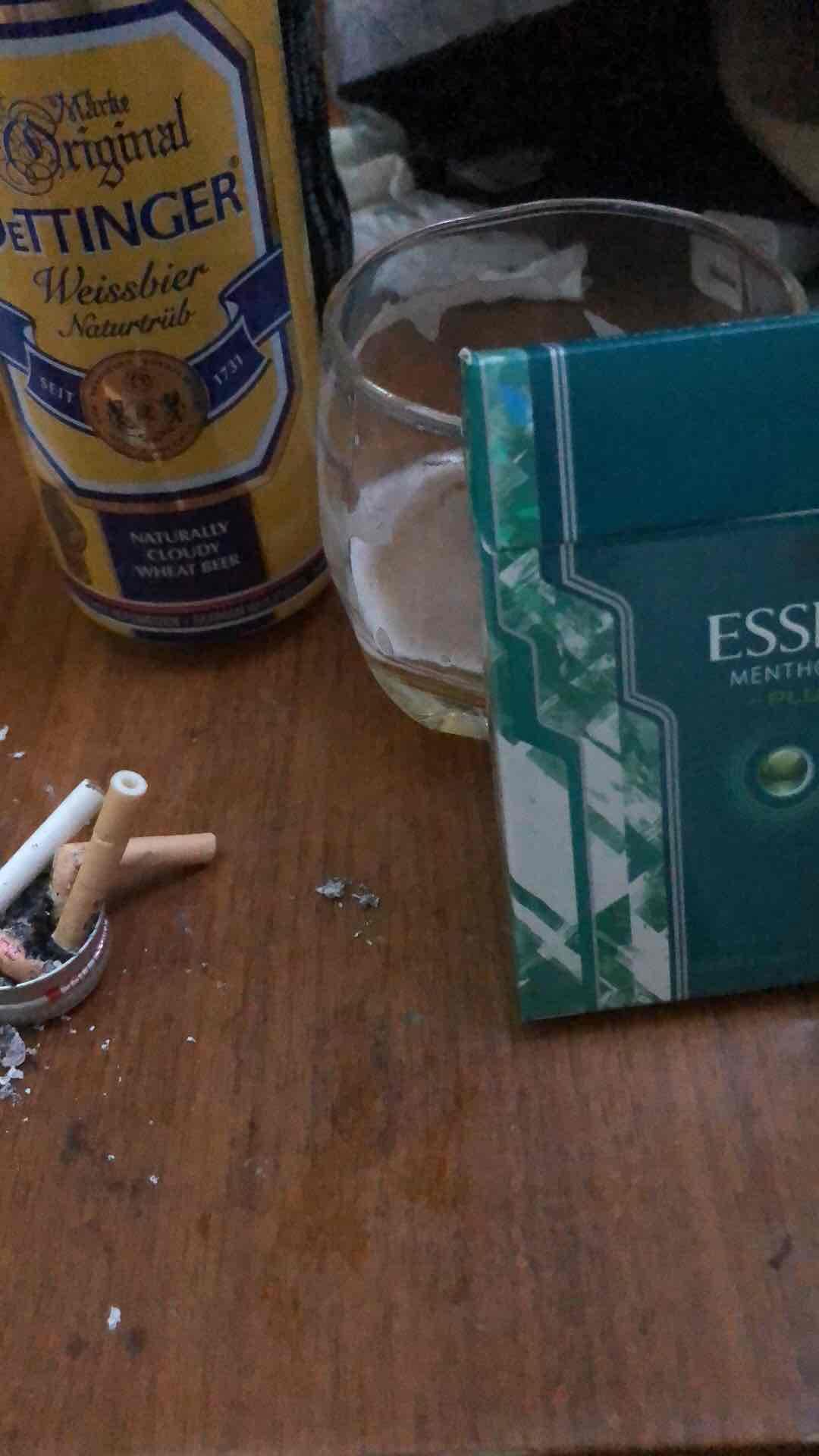 短暂换换口粮 哈哈 搭配起来也满有韵味的（味道）哈哈 官人我要