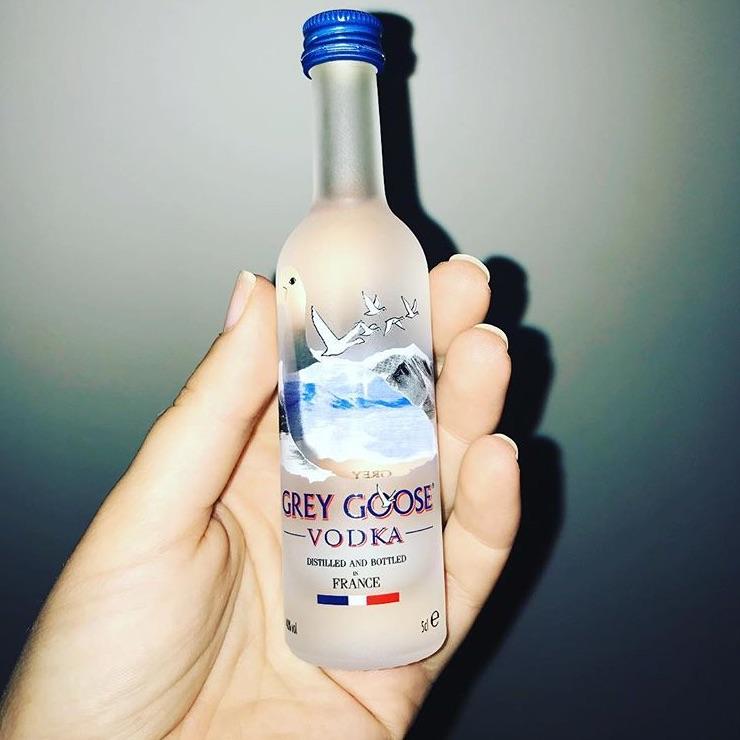 好吧，我是被你小巧可爱给吸引了！！