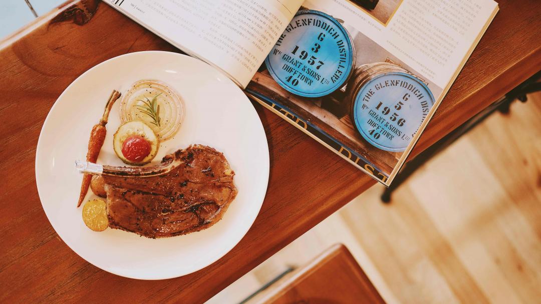 #秋风醉# 贴点秋膘可好<img src='https://sdata.whiskyworm.com/xcxpics/emoji_3.png' class='emoji' />