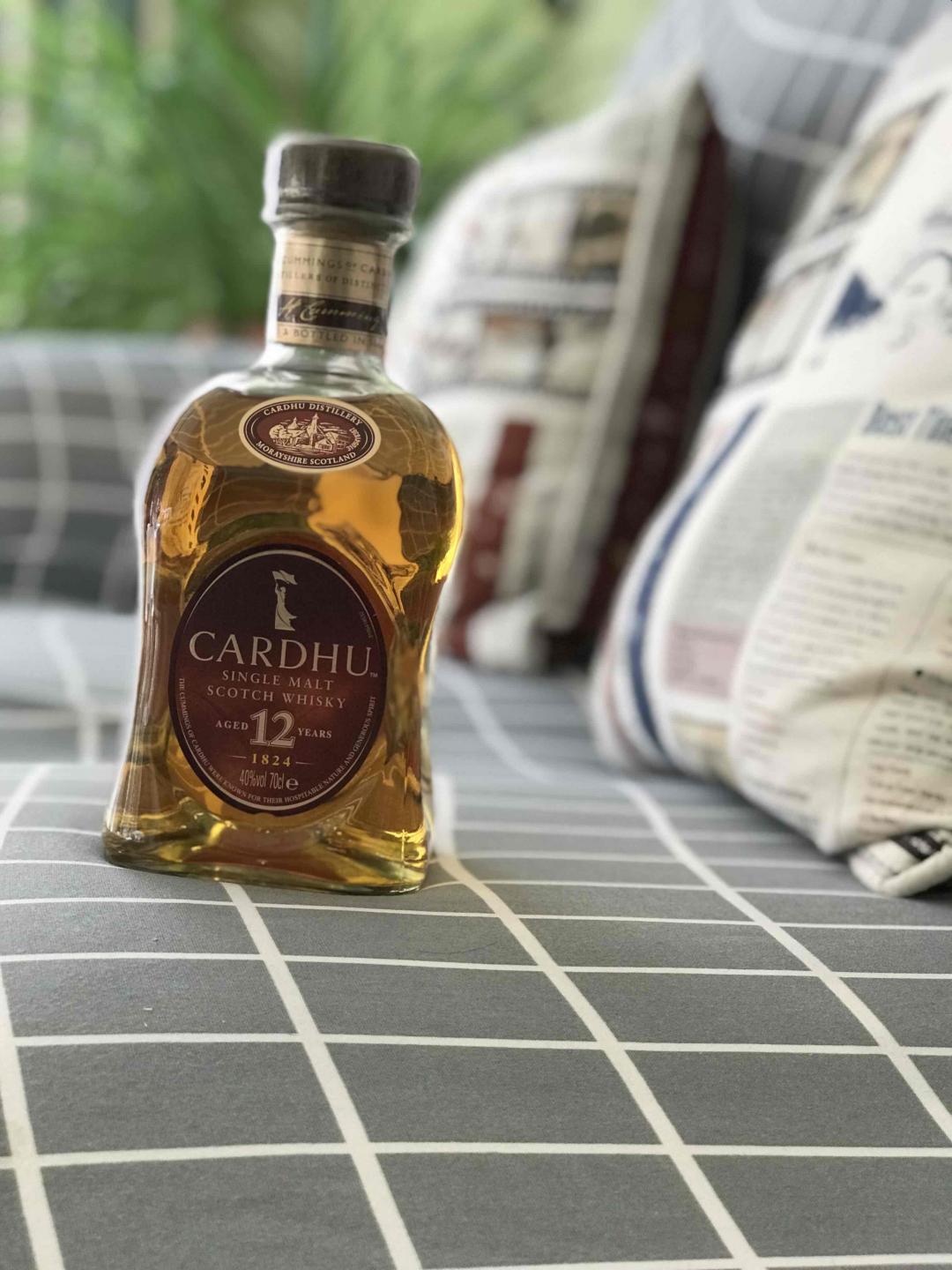 今晚就它了，第一次喝Cardhu，不知道怎么样……