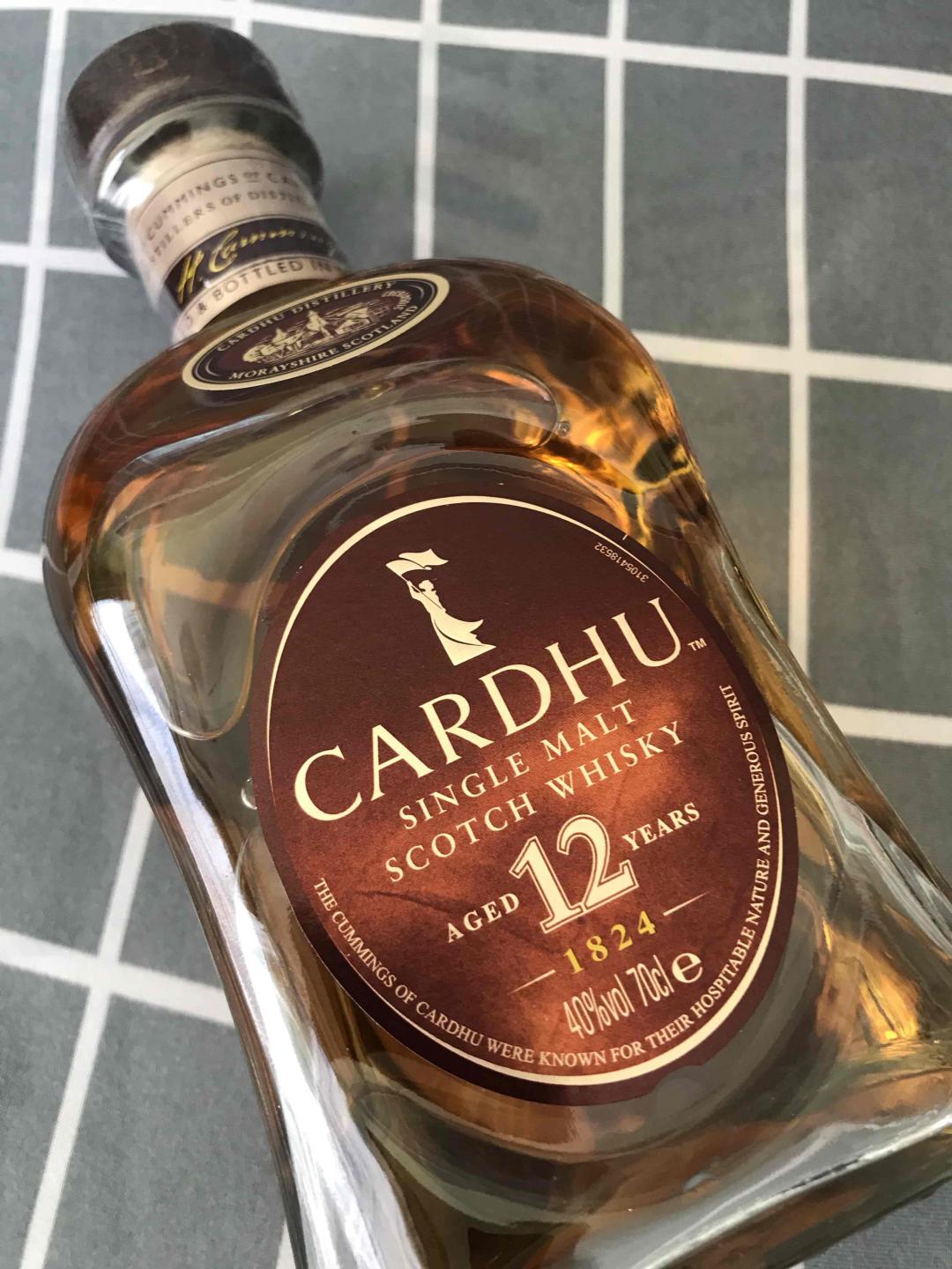 今晚就它了，第一次喝Cardhu，不知道怎么样……