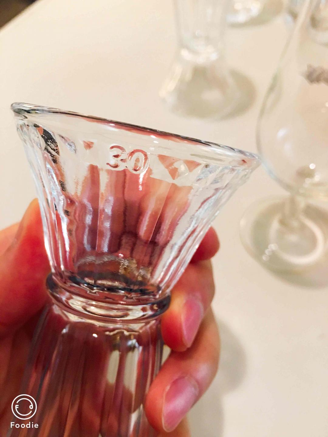 这杯子好玩！1:2.5<img src='https://sdata.whiskyworm.com/xcxpics/emoji_14.png' class='emoji' />