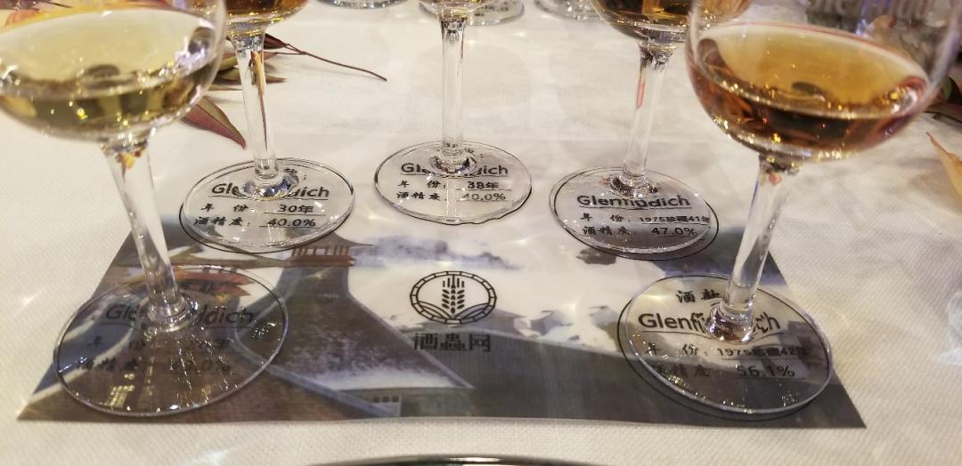 (⊙o⊙)哇～第一次参加这种品酒盛宴