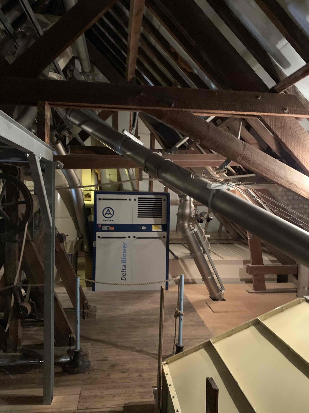 布鲁日的半月酒厂，国内也叫妖月啤酒