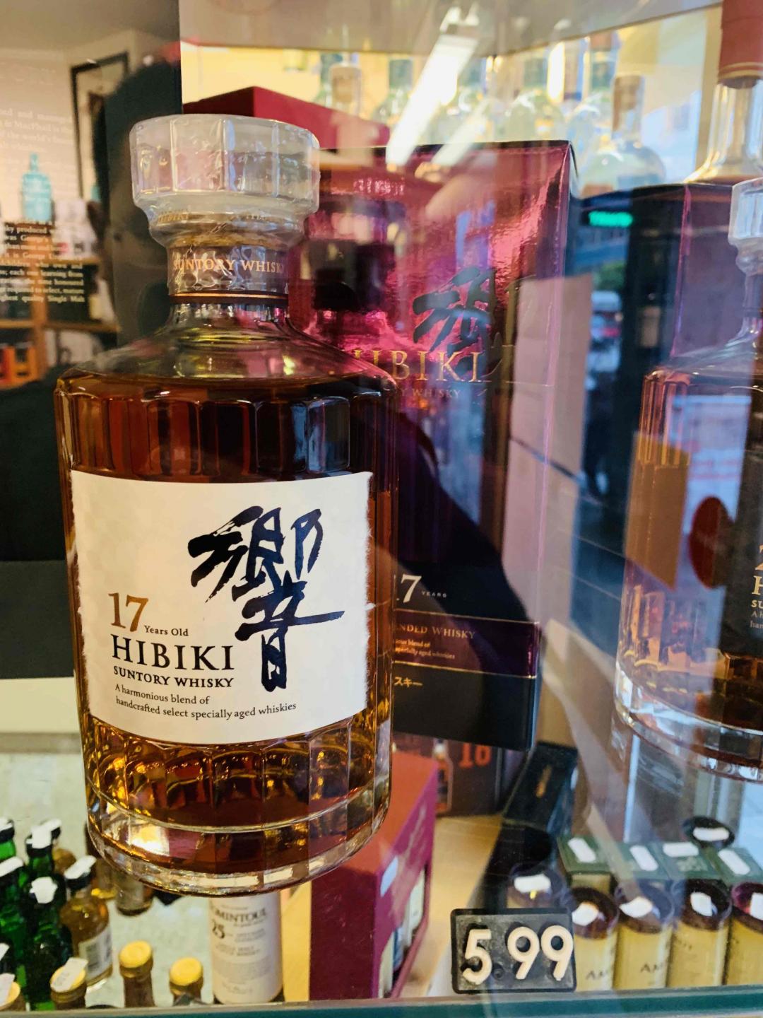 阿姆斯特丹机场的免税店随拍