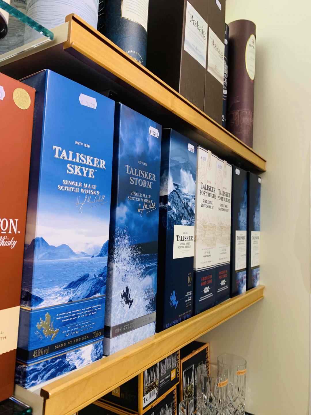 阿姆斯特丹机场的免税店随拍