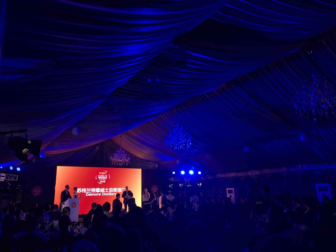 每桌五瓶，果然都不是等闲之辈！