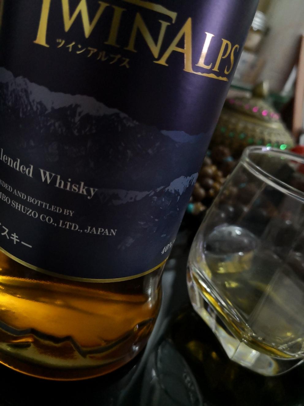 日威炒作或者崩盘，都不是大问题，总有适合自己饮的。蛋定ヽ( ￣д￣;)ノ