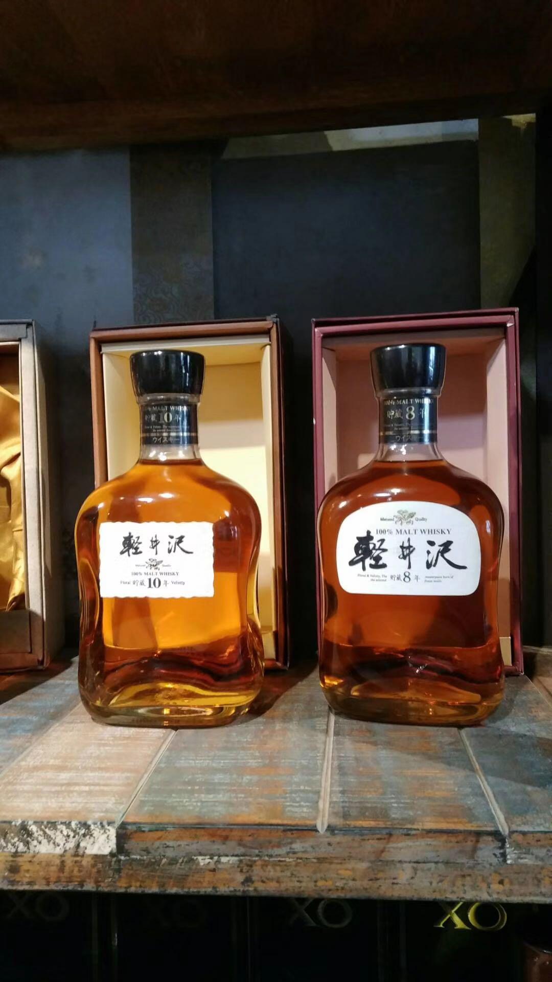 人生不过诗酒茶🥃🥃🥃