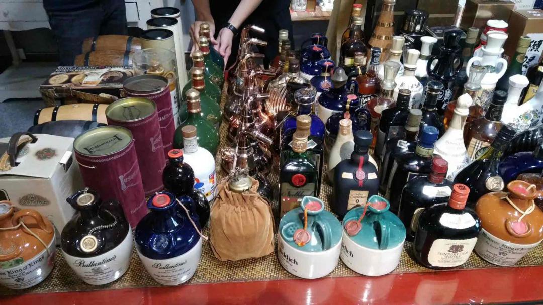 人生不过诗酒茶🥃🥃🥃