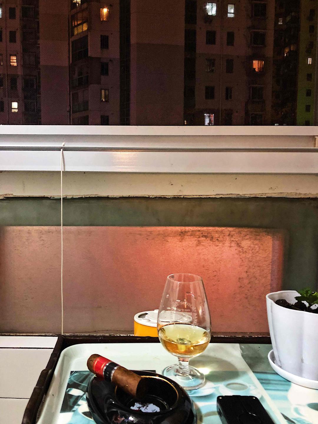 在丈母娘家的小阳台，泥煤仙子真心不错～