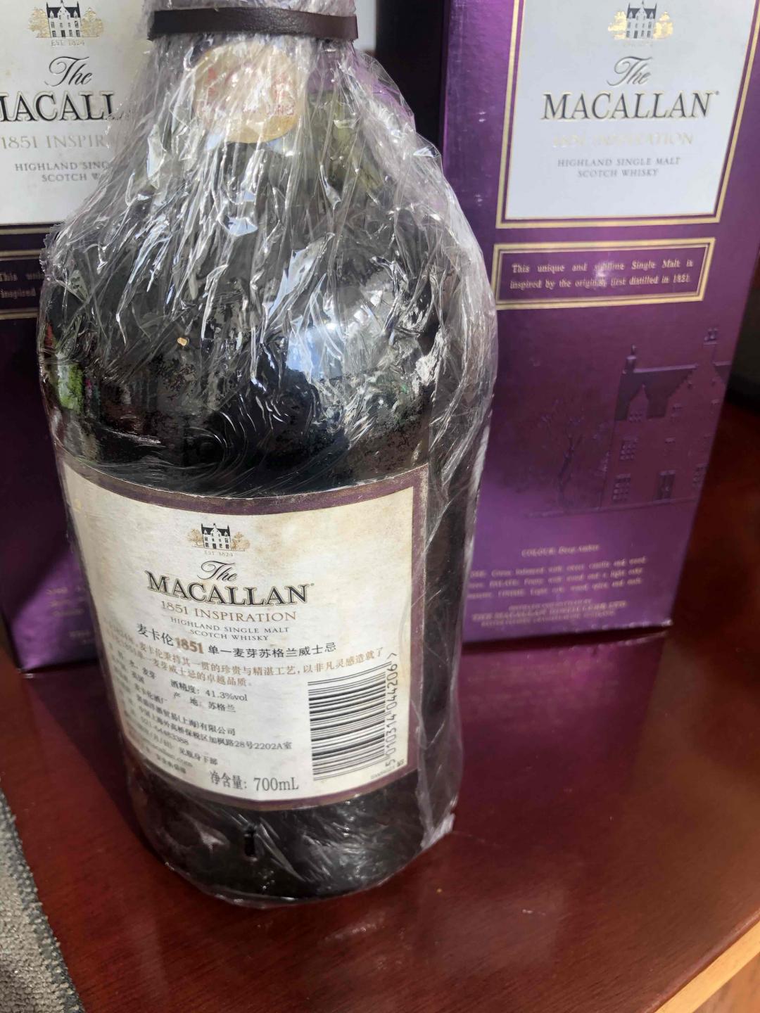 听说不好喝。一身的气泡瓶； 但装逼呀！<img src='https://sdata.whiskyworm.com/xcxpics/emoji_14.png' class='emoji' /><img src='https://sdata.whiskyworm.com/xcxpics/emoji_14.png' class='emoji' />