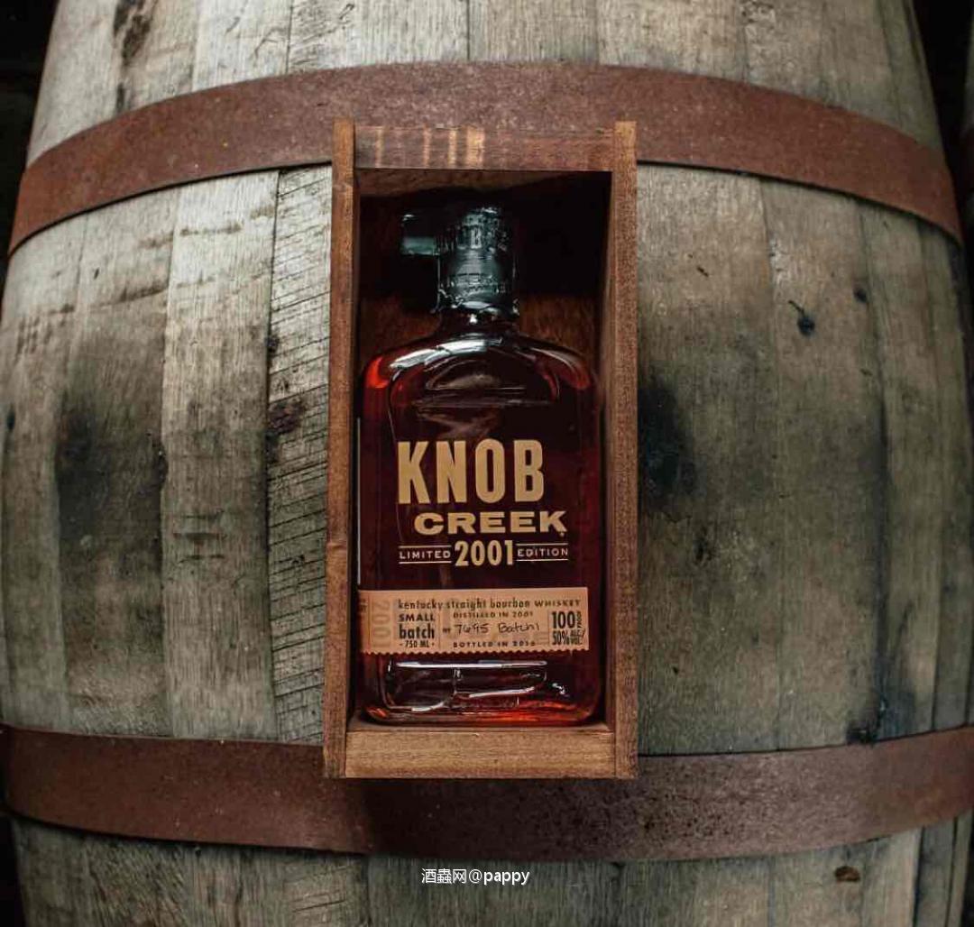 Kentucky bourbon whiskey 🥃