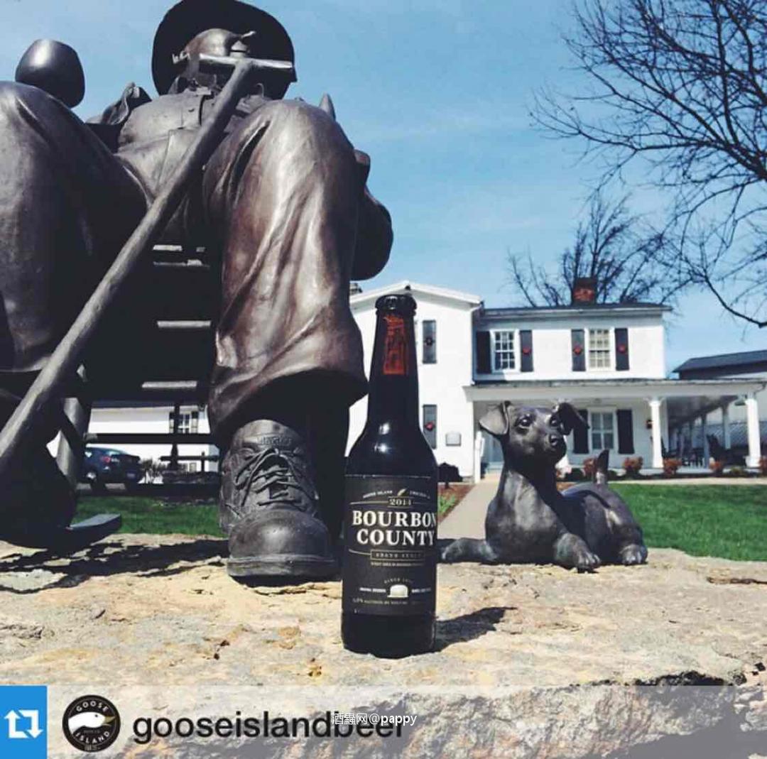 Kentucky bourbon whiskey 🥃