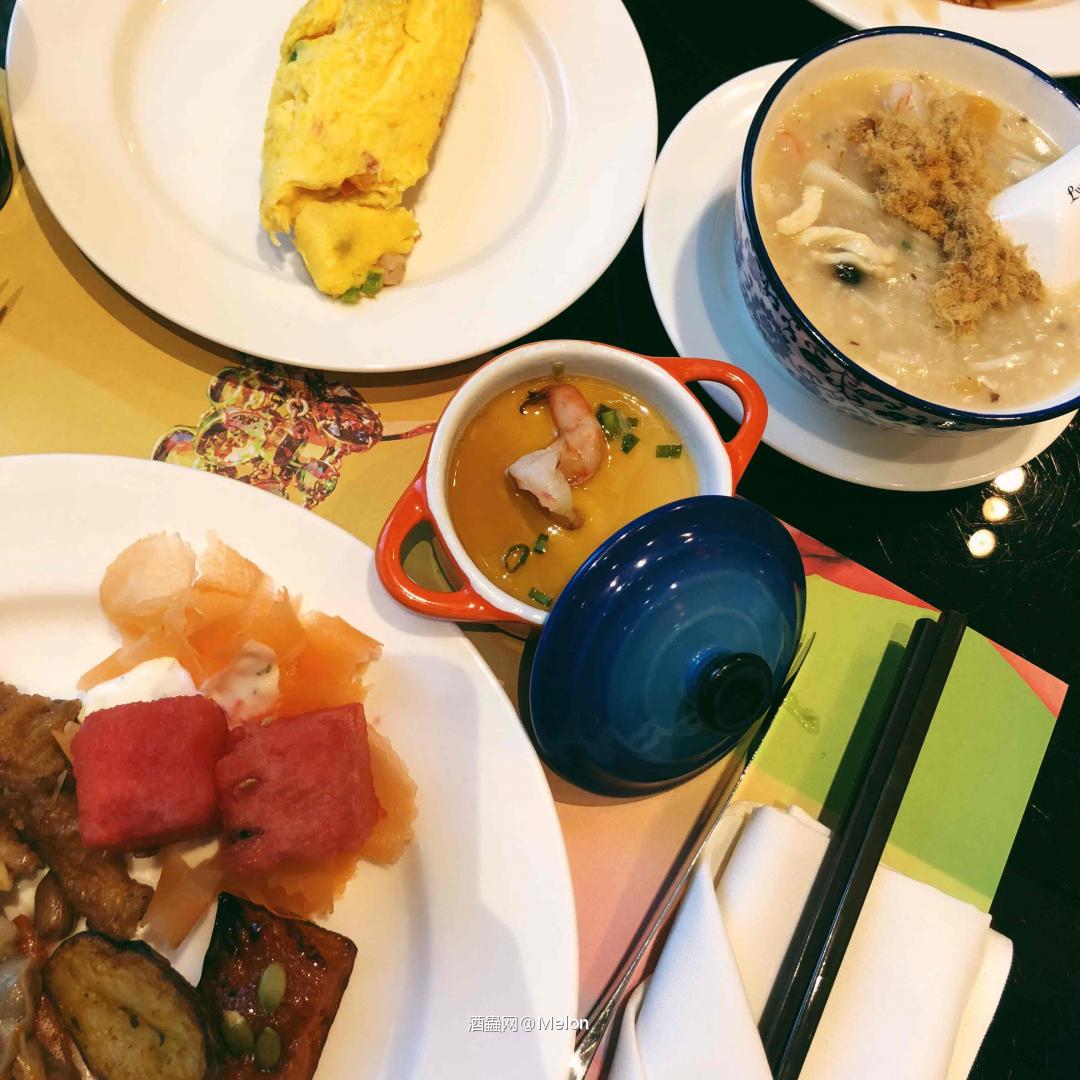 今日琶洲展会做威士忌拿铁🌚