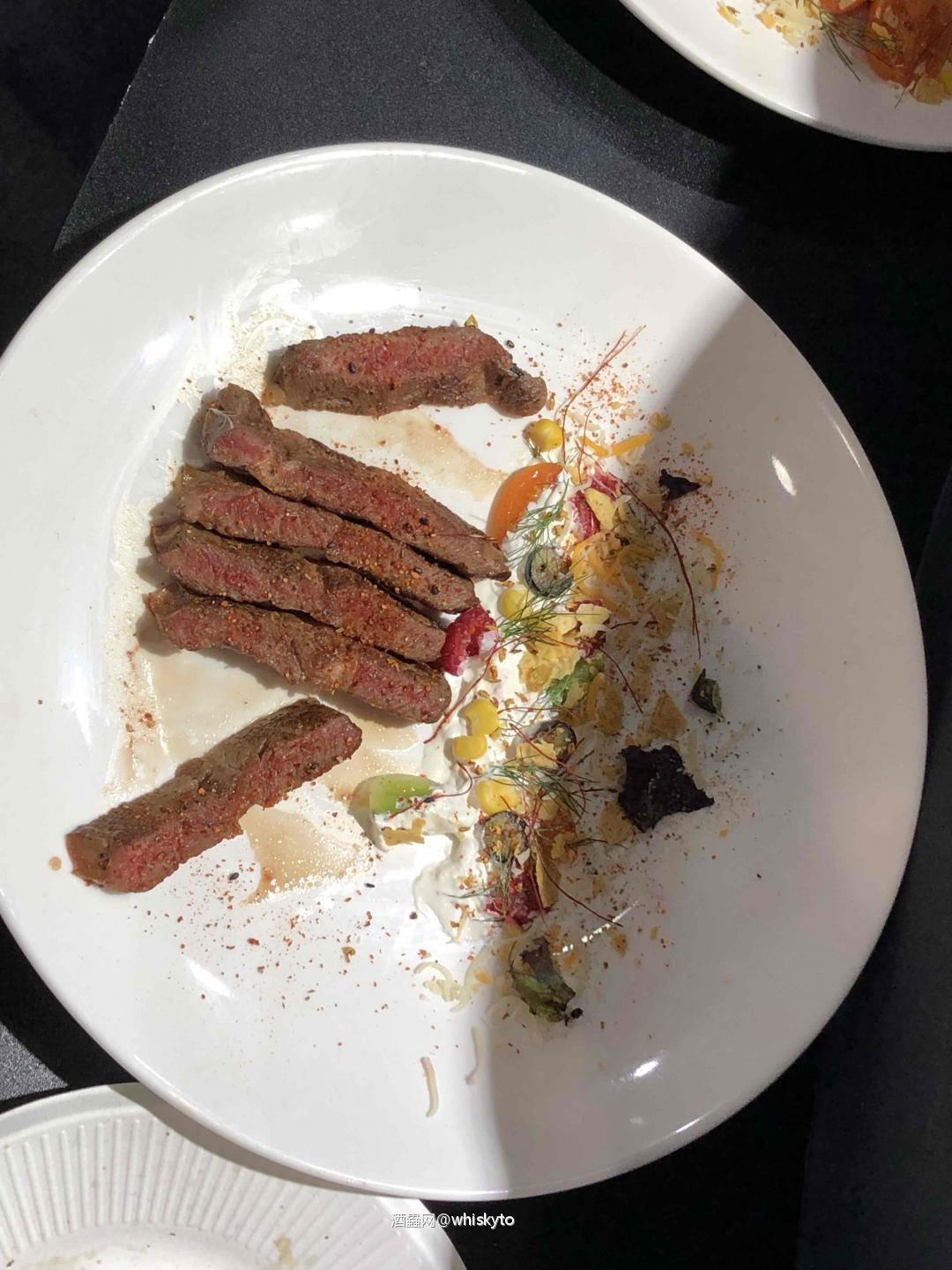 再来一杯小威就完美了<img src='https://sdata.whiskyworm.com/xcxpics/emoji_29.png' class='emoji' />