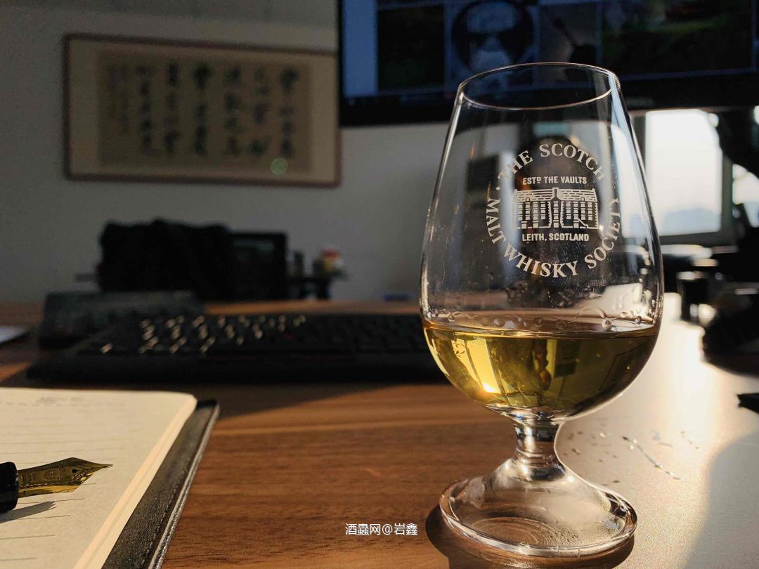 一米阳光与一杯威士忌