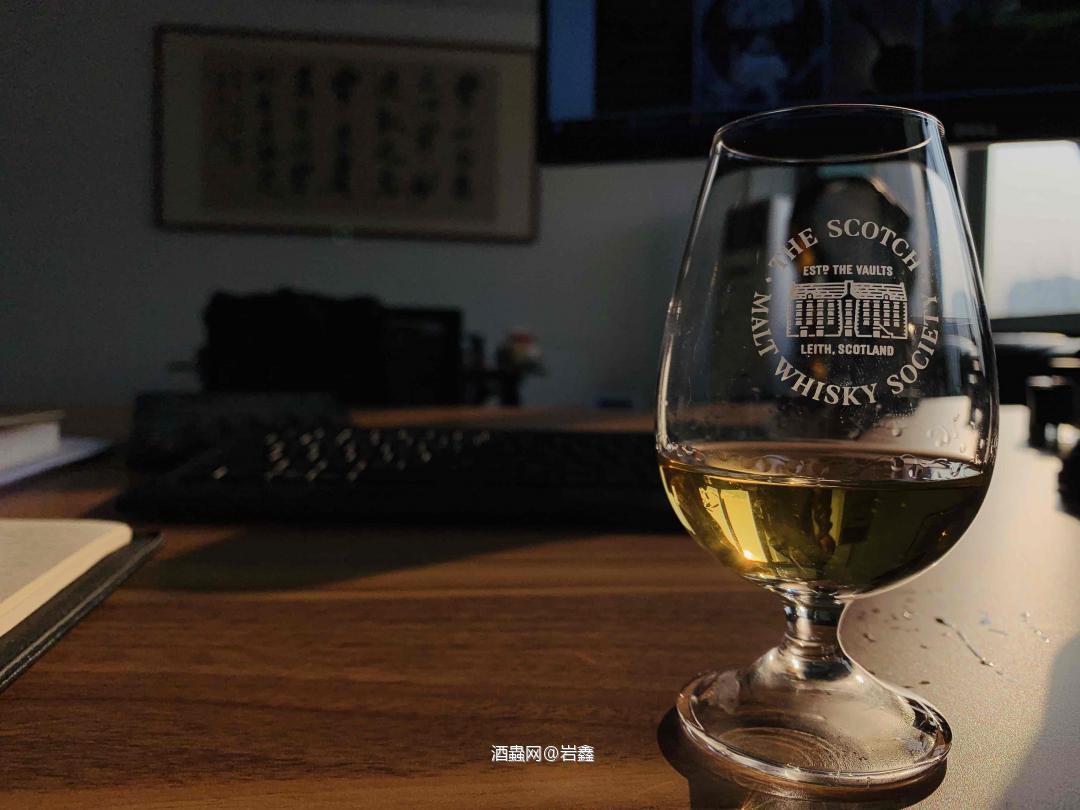 一米阳光与一杯威士忌