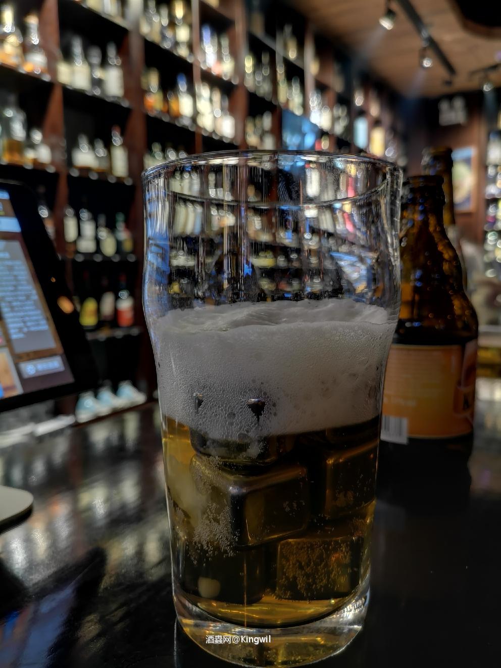 啤酒和威士忌的碰撞