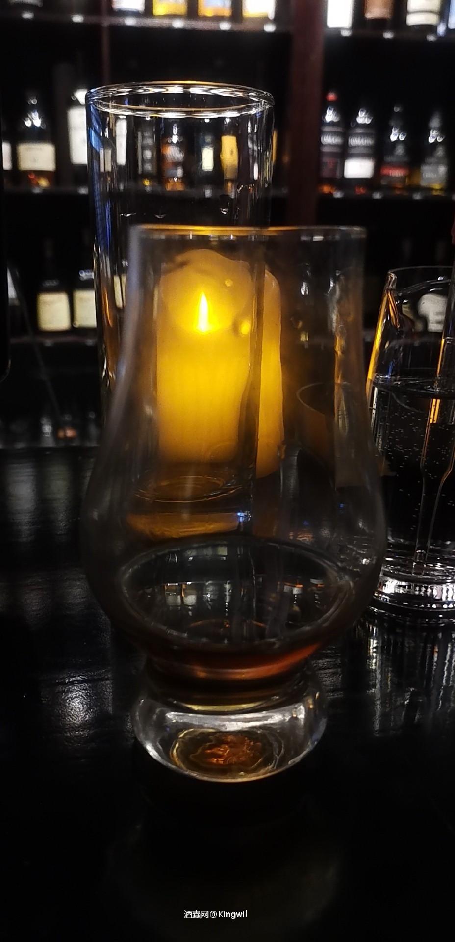 啤酒和威士忌的碰撞