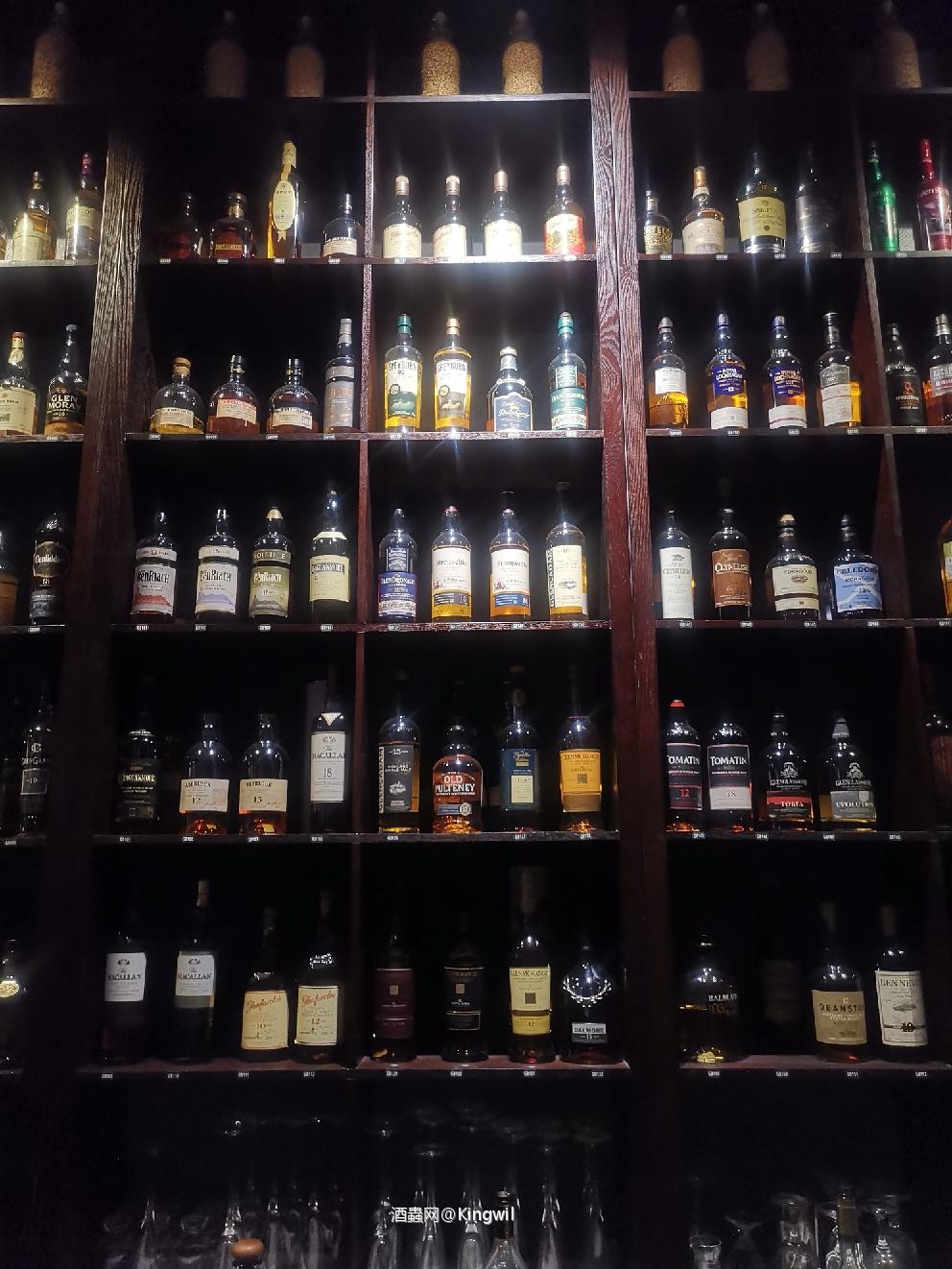 啤酒和威士忌的碰撞