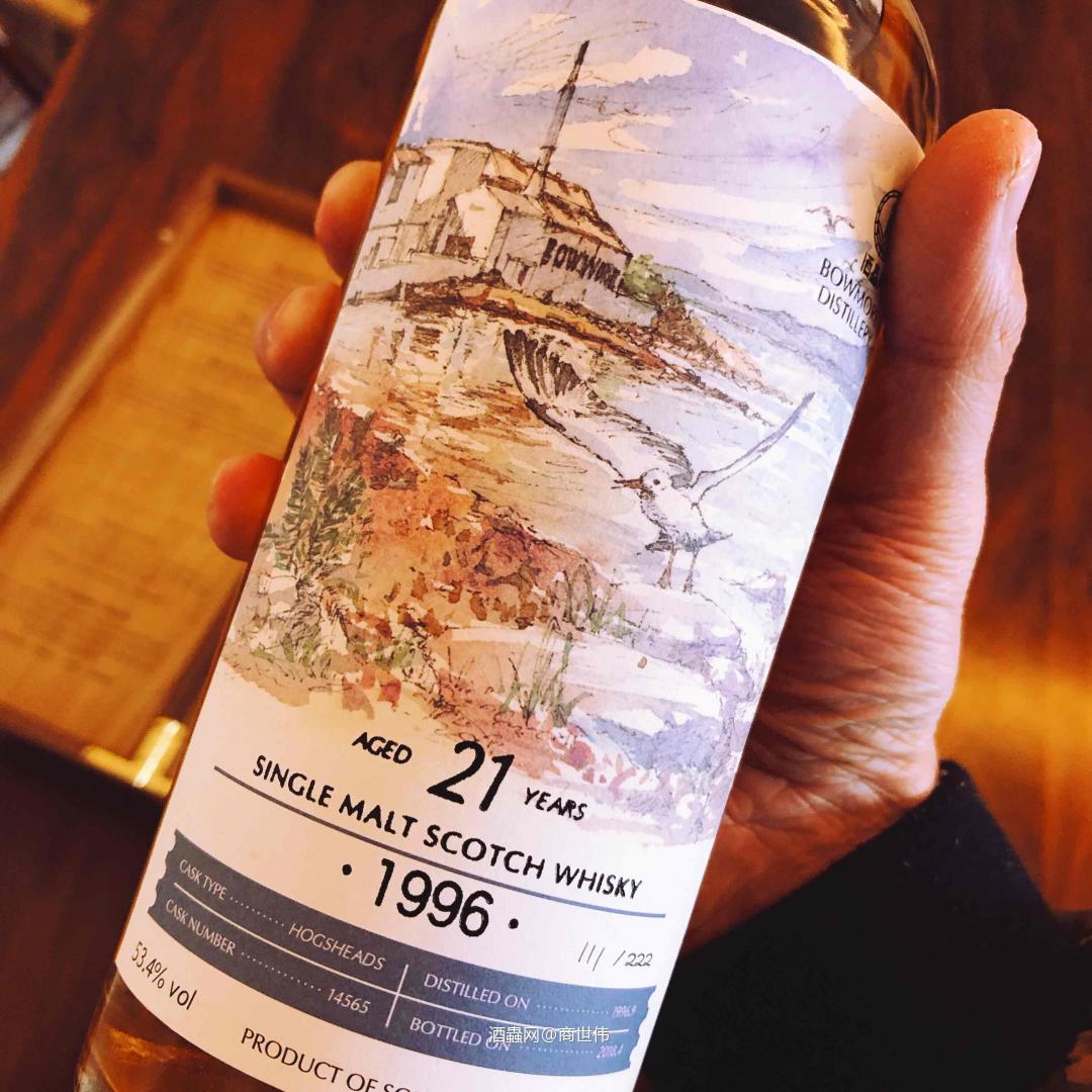 还是非常漂亮的，谢谢酒虫～编号那儿看起来有点像“1222”，哈哈哈，刚好是想送的人的生日