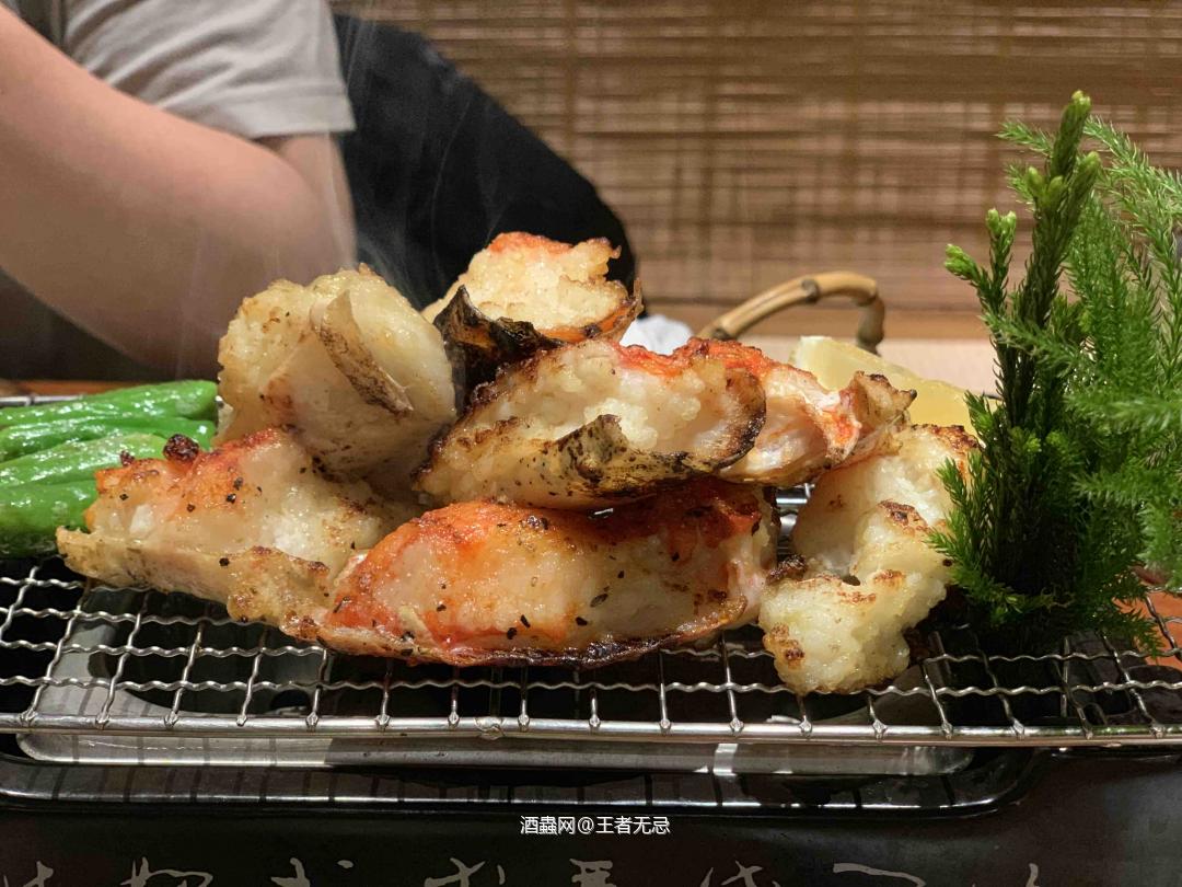 知否，知否，应是灯红酒绿