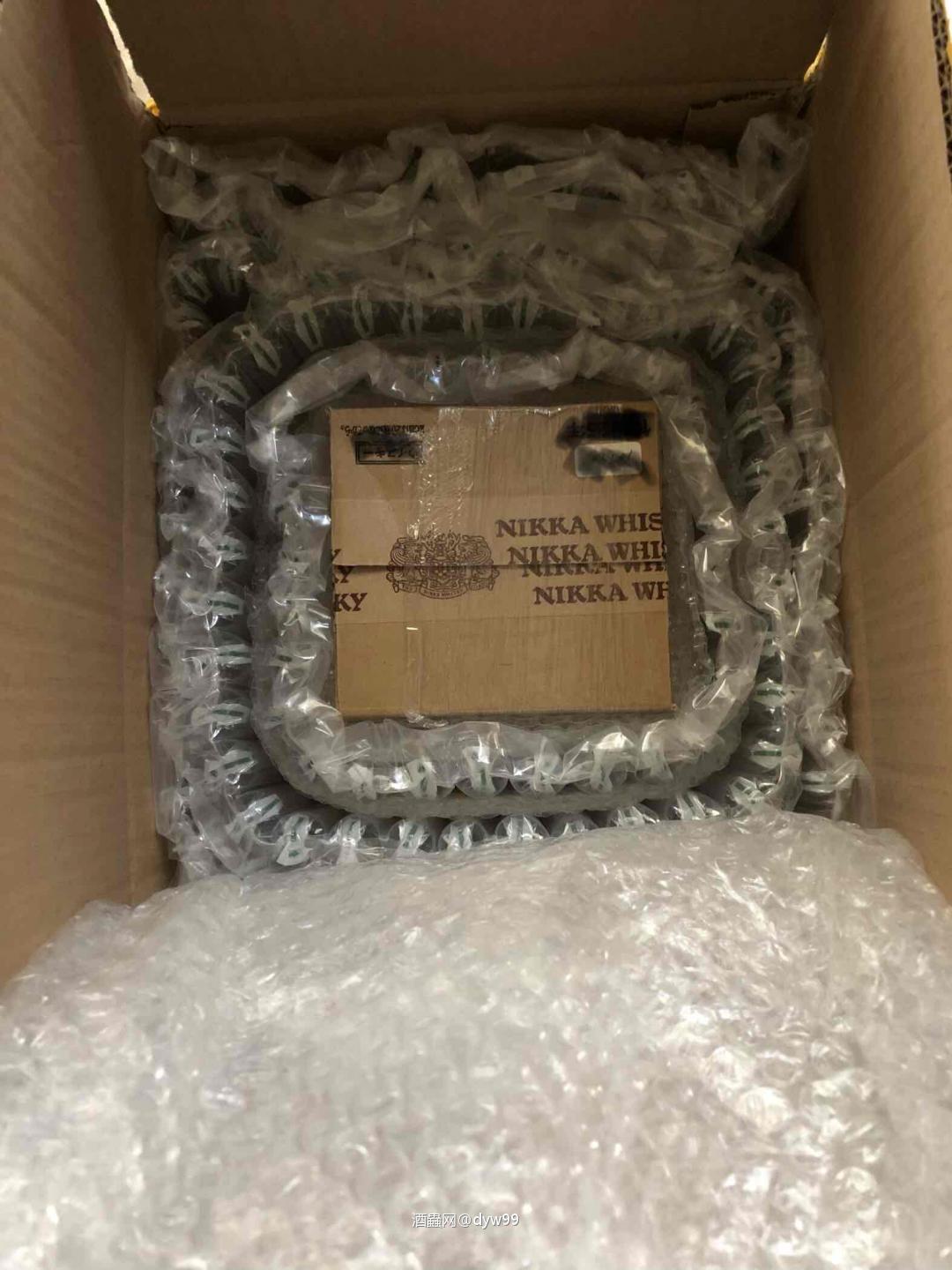 最后两个快递，狗年收官<img src='https://sdata.whiskyworm.com/xcxpics/emoji_14.png' class='emoji' />