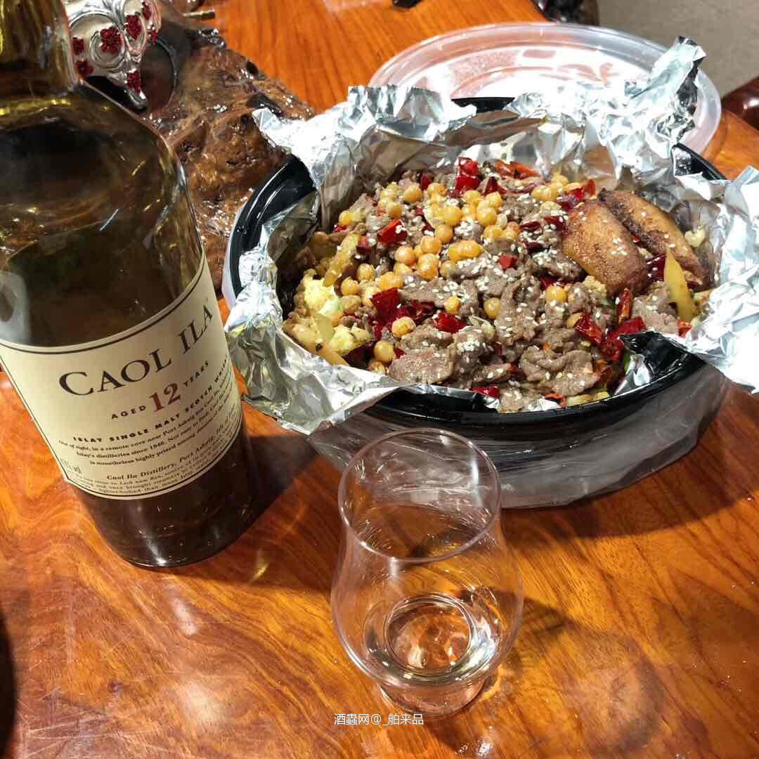 七州桥下水清清，看见水里鱼化龙